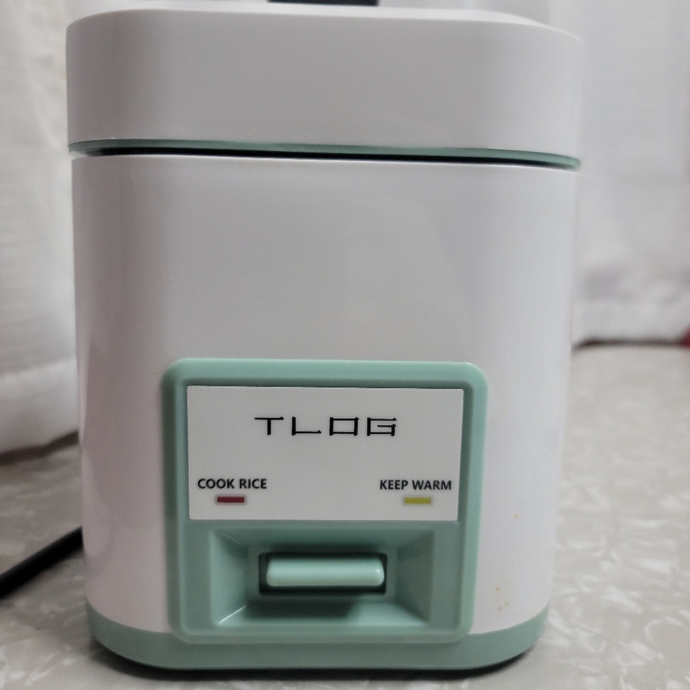 [SOLD]  TLOG White and Green Rice Cooker